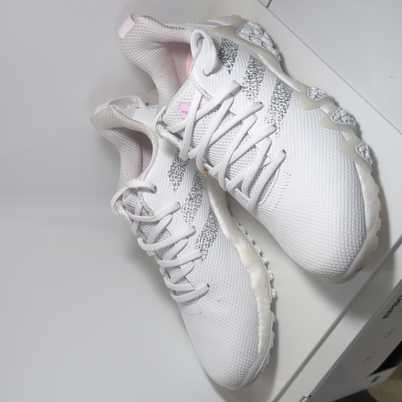 Womens Adidas Boost Golf Shoe Size 9.5 White with Light Pink and Gray Details - Picture 5 of 5